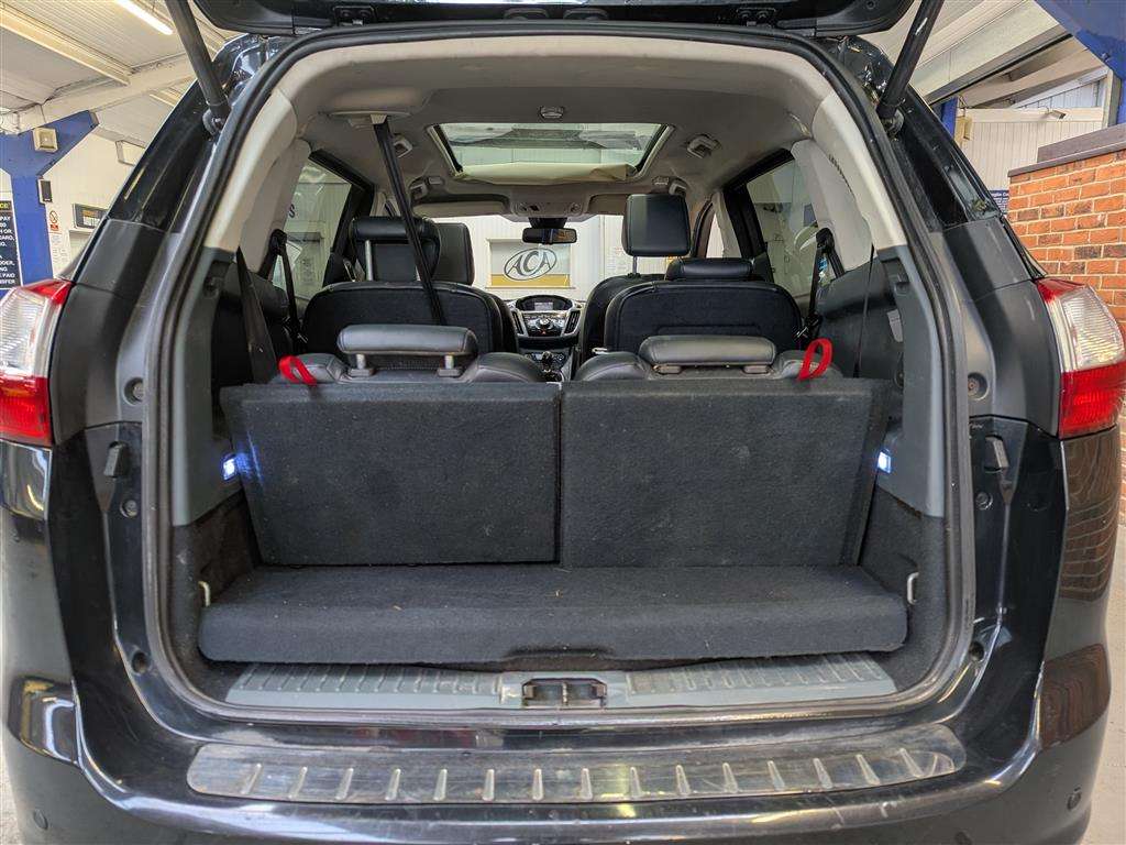 <p>2013 FORD GRAND C-MAX TITANIUM X TD</p>