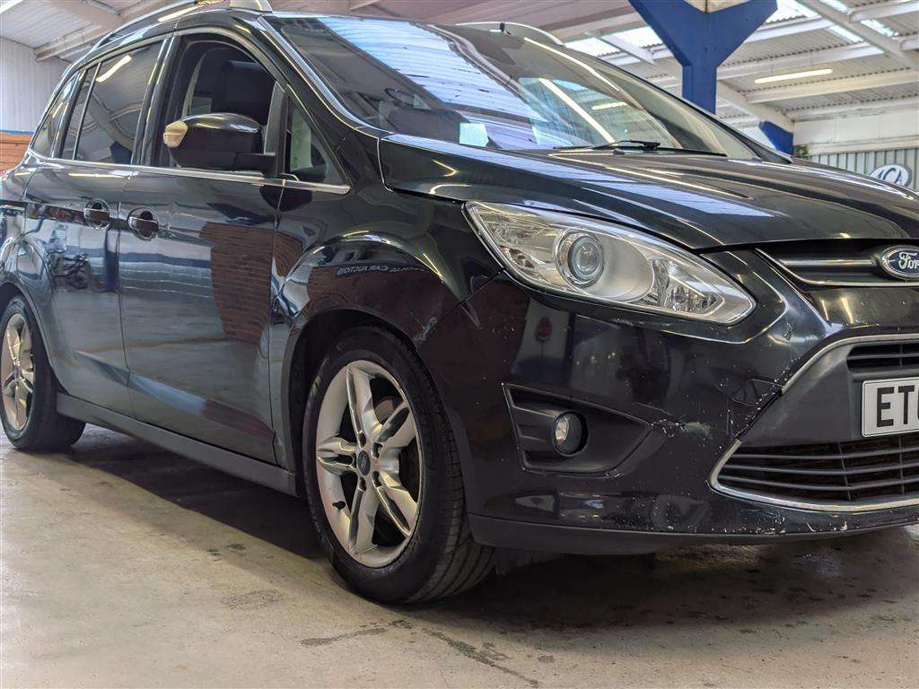<p>2013 FORD GRAND C-MAX TITANIUM X TD</p>
