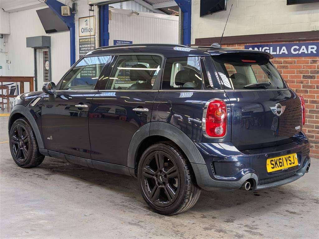 <p>2011 MINI COUNTRYMAN COOPER S ALL4</p>