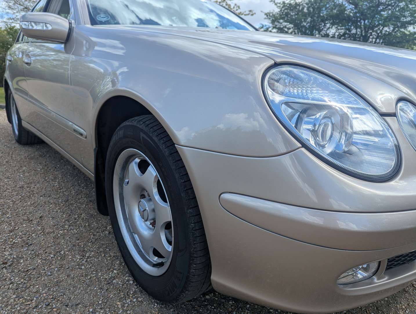 <p>2003 MERCEDES E240 CLASSIC AUTO</p>