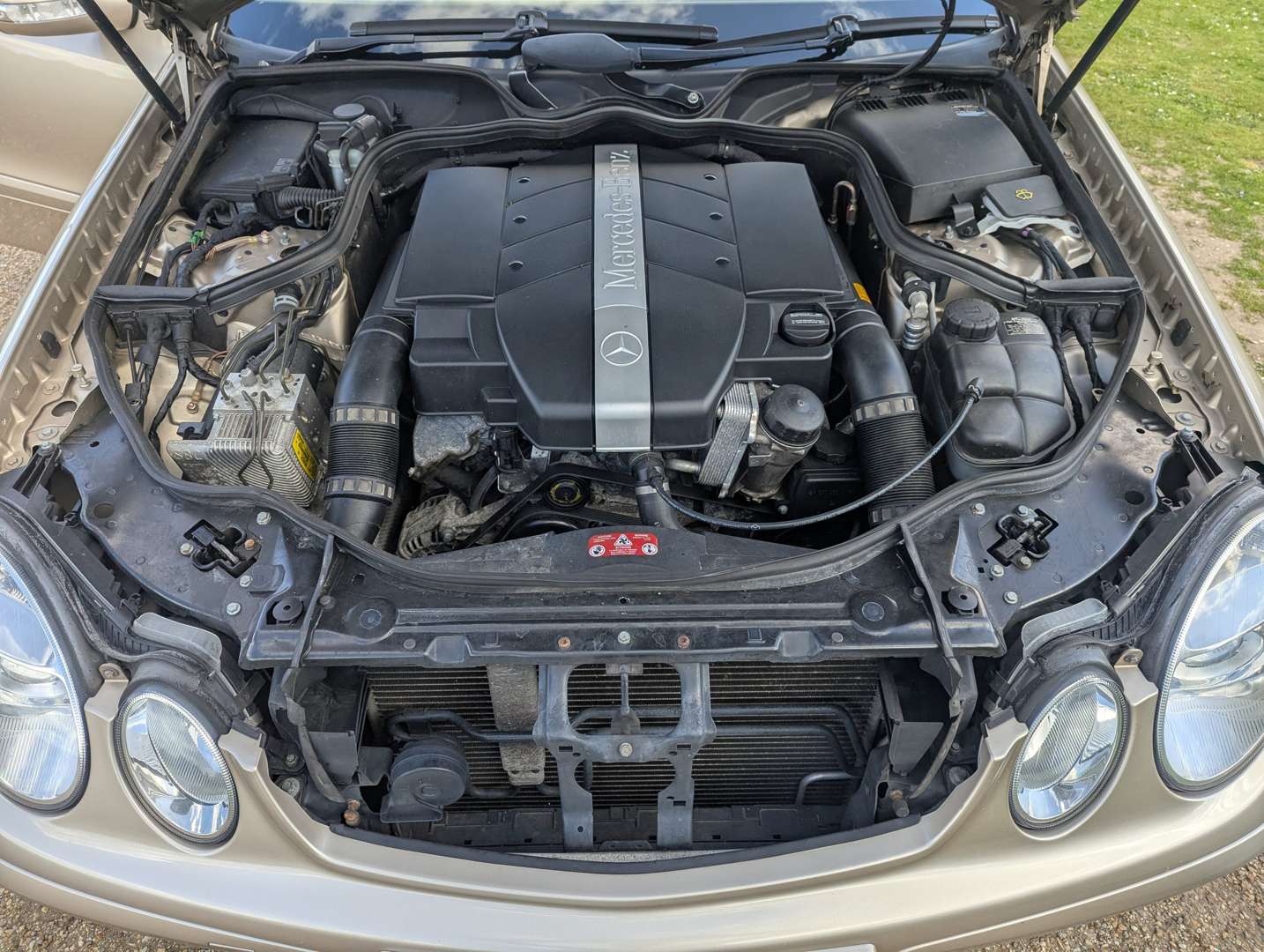 <p>2003 MERCEDES E240 CLASSIC AUTO</p>