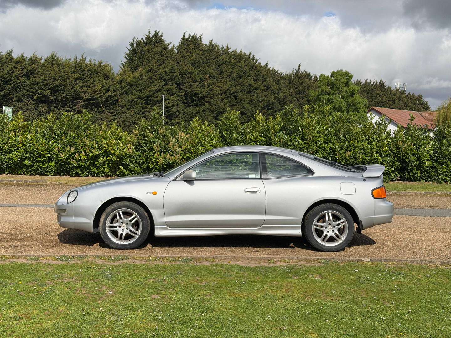 <p>1999 TOYOTA CELICA SR</p>