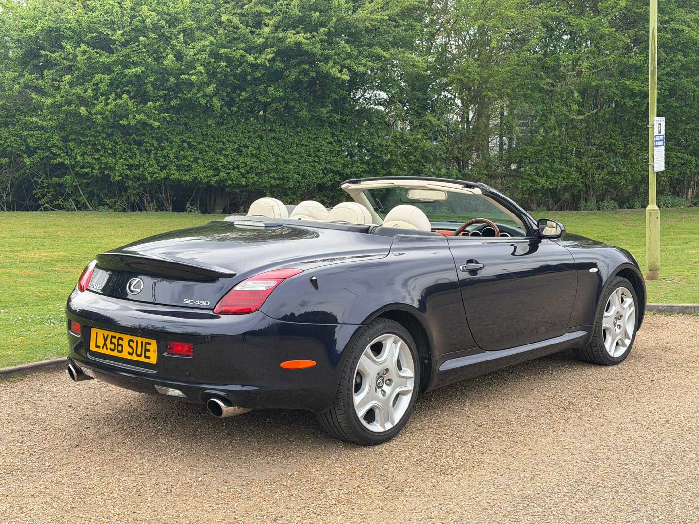 <p>2007 LEXUS SC 430 AUTO</p>