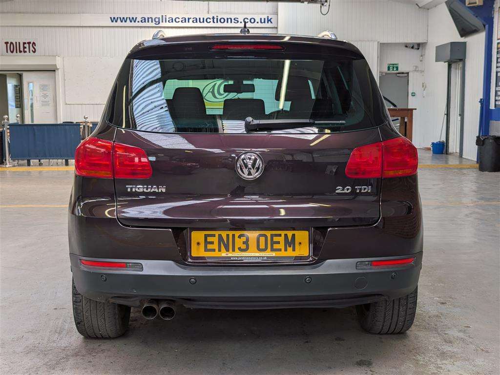 <p>2013 VOLKSWAGEN TIGUAN SE TDI BLUEMOTION</p>