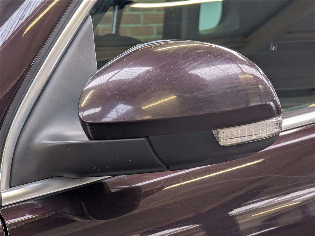 <p>2013 VOLKSWAGEN TIGUAN SE TDI BLUEMOTION</p>