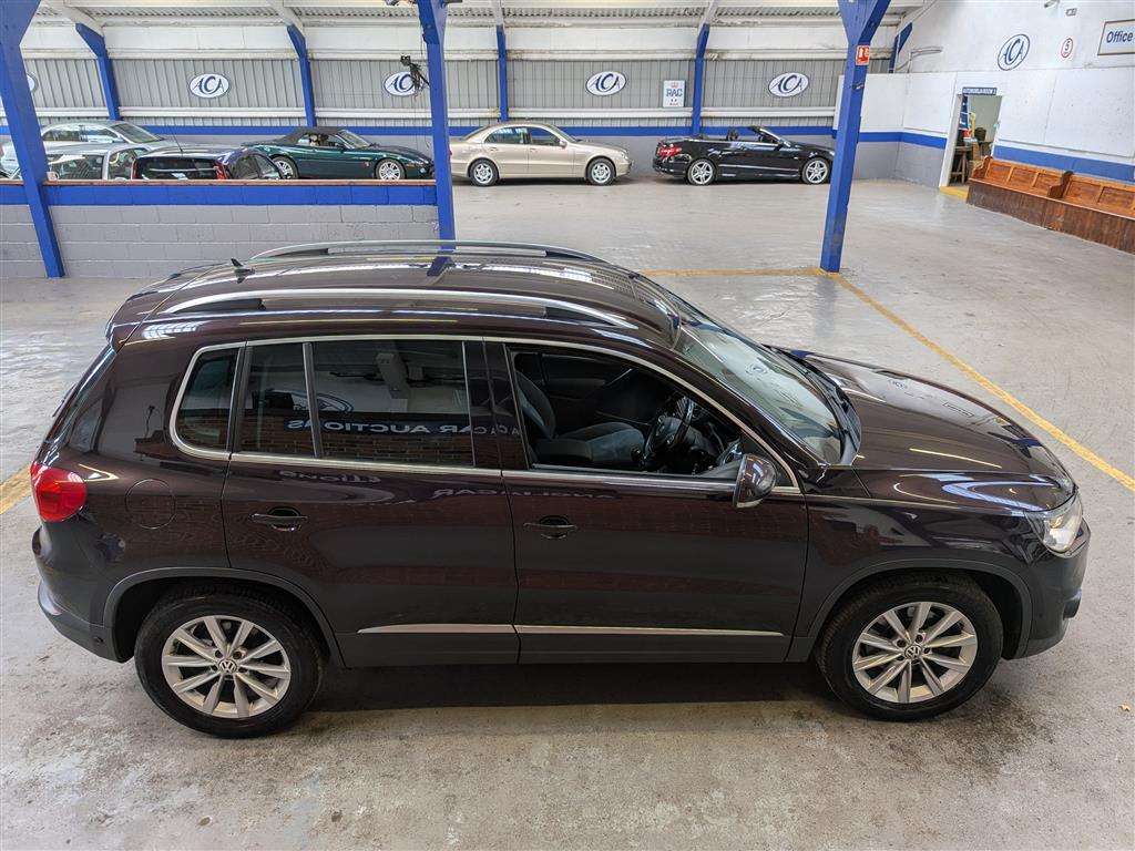 <p>2013 VOLKSWAGEN TIGUAN SE TDI BLUEMOTION</p>