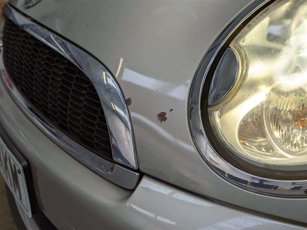 <p>2006 MINI COOPER S</p>