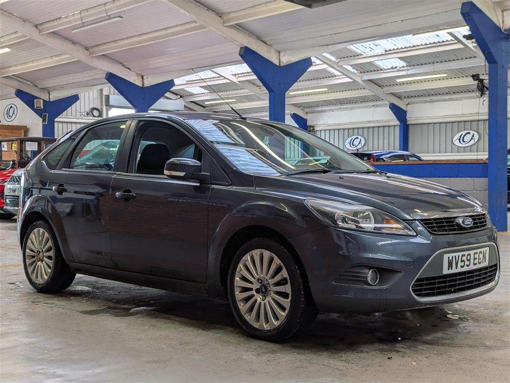 <p>2009 FORD FOCUS TITANIUM 100</p>