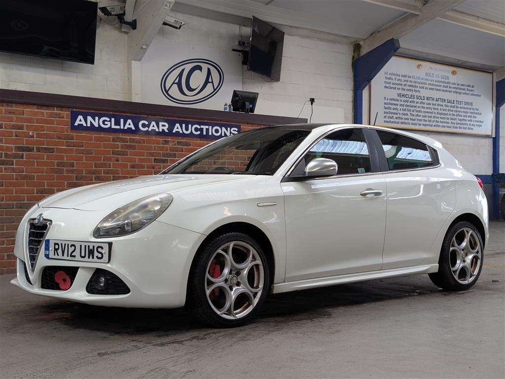 <p>2012 ALFA ROMEO GIULIETTA VELOCE M-AIR TB</p>