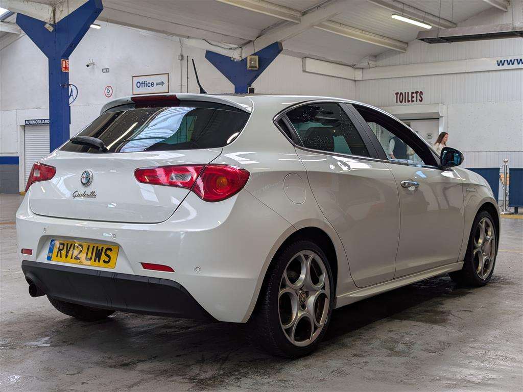 <p>2012 ALFA ROMEO GIULIETTA VELOCE M-AIR TB</p>