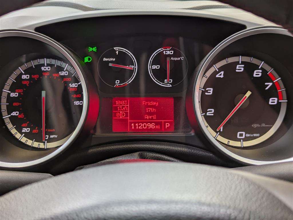 <p>2012 ALFA ROMEO GIULIETTA VELOCE M-AIR TB</p>