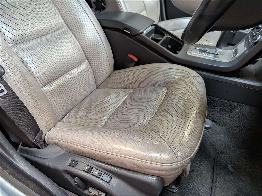 <p>2008 VOLVO V70 SE SPORT D5 AUTO</p>