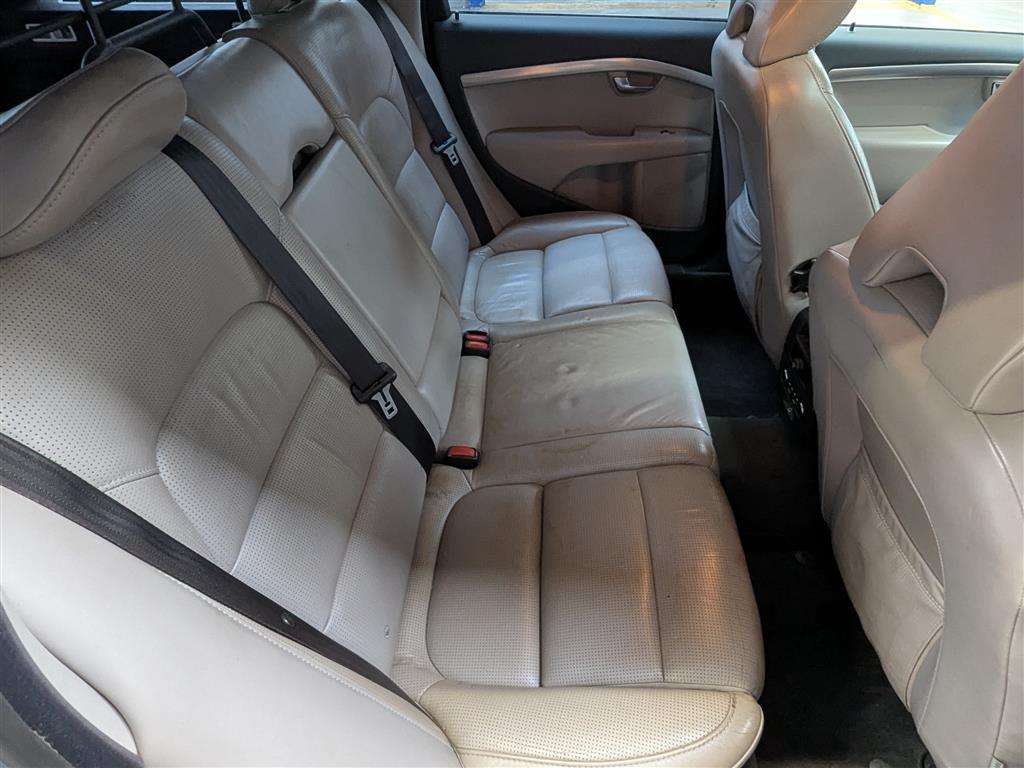 <p>2008 VOLVO V70 SE SPORT D5 AUTO</p>