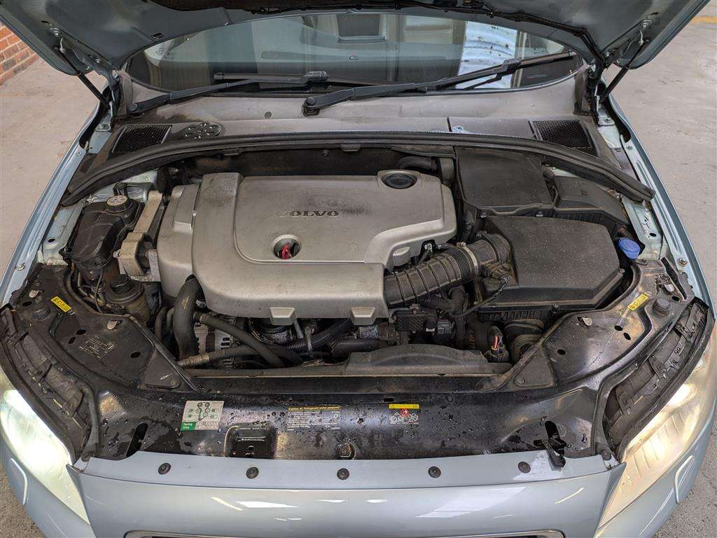 <p>2008 VOLVO V70 SE SPORT D5 AUTO</p>