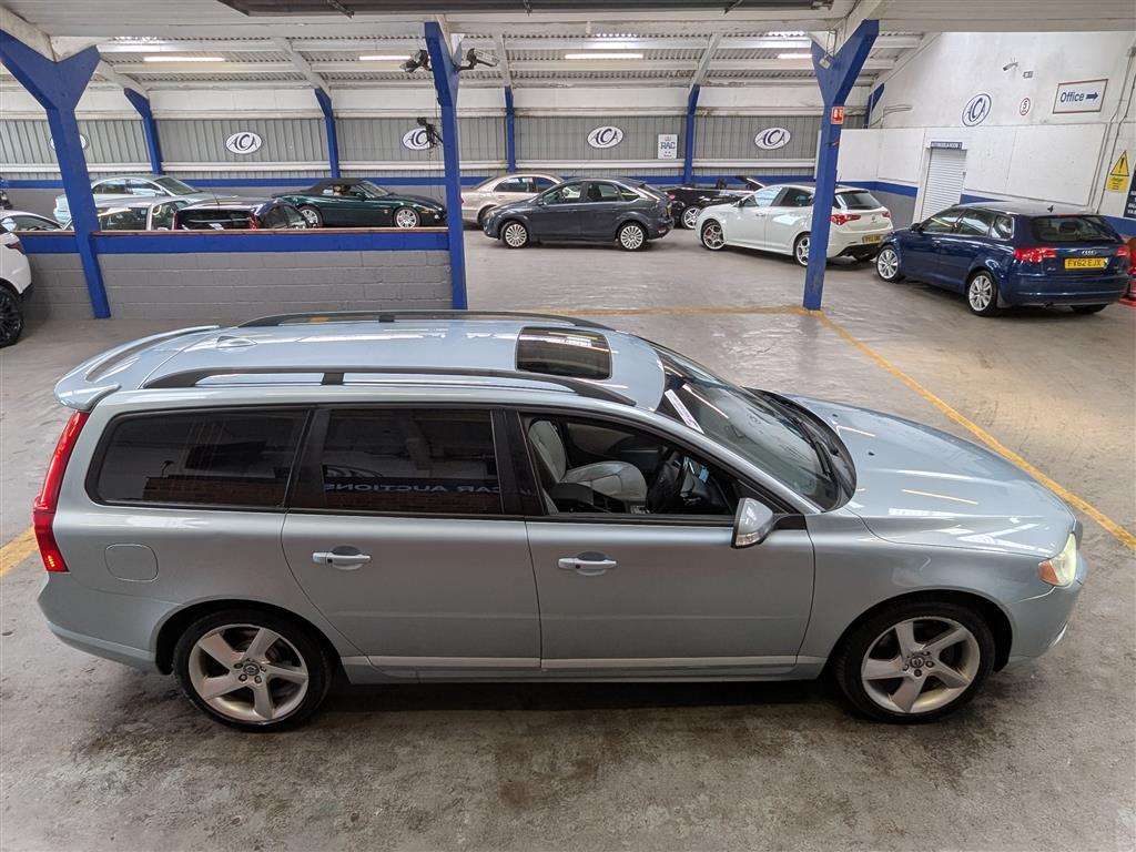 <p>2008 VOLVO V70 SE SPORT D5 AUTO</p>