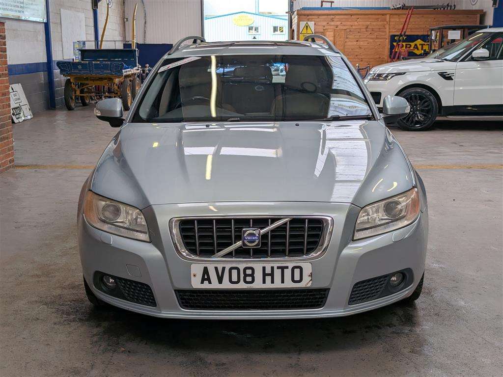 <p>2008 VOLVO V70 SE SPORT D5 AUTO</p>