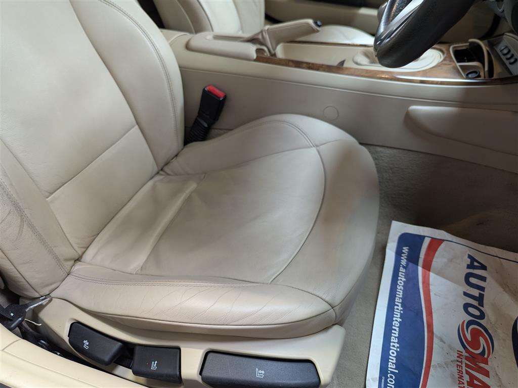 <p>2006 BMW Z4 SE</p>