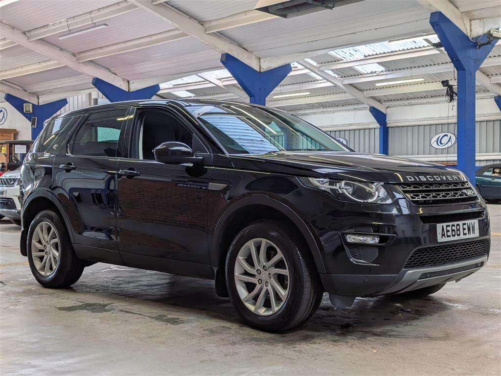 <p>2019 LAND ROVER DISCOVERY SPORT SE TECH T</p>