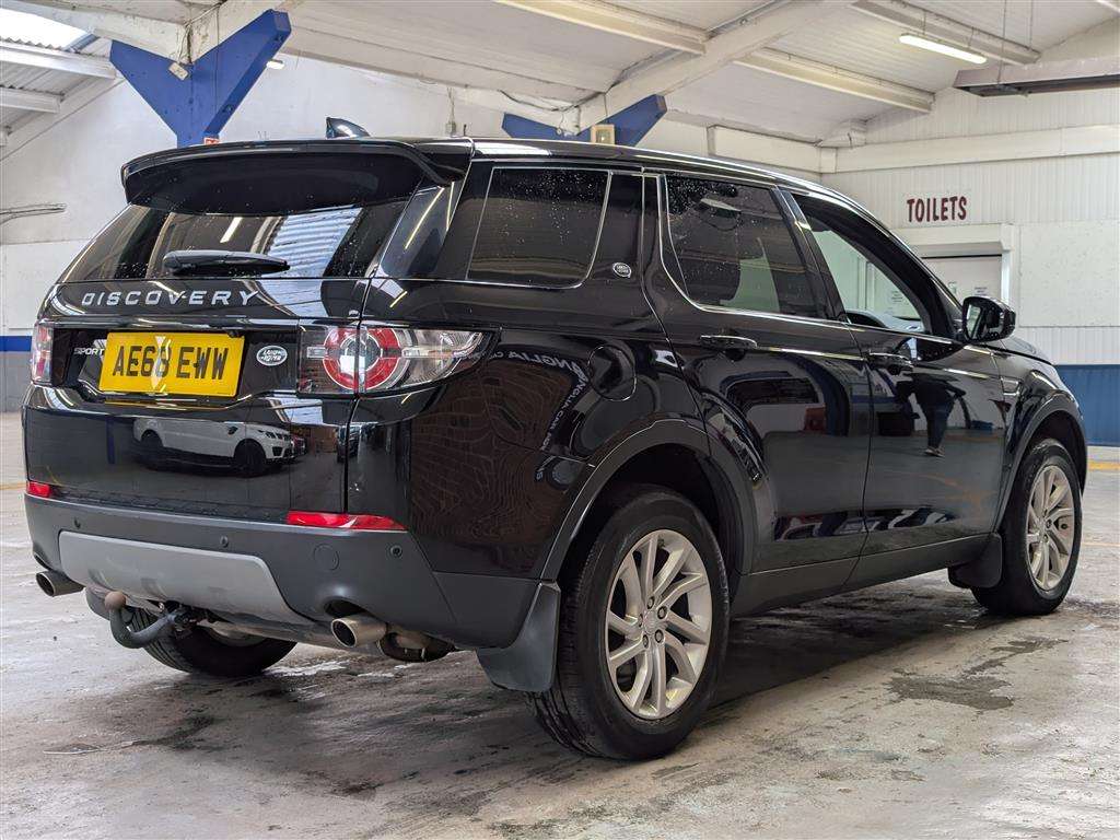 <p>2019 LAND ROVER DISCOVERY SPORT SE TECH T</p>