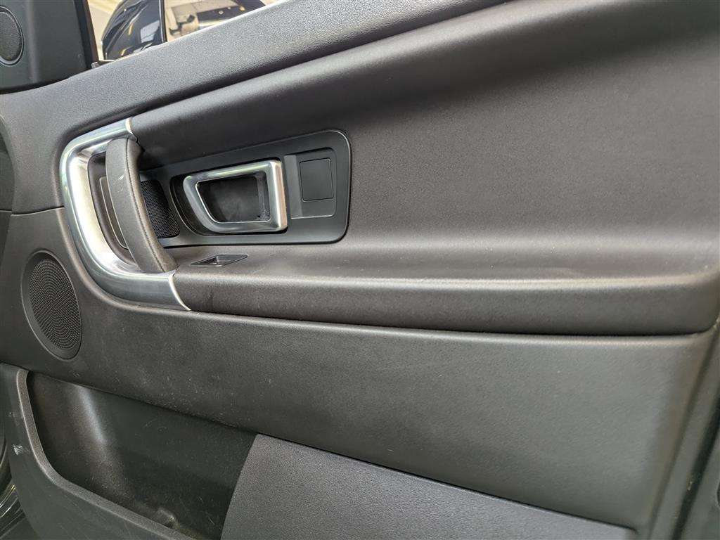 <p>2019 LAND ROVER DISCOVERY SPORT SE TECH T</p>