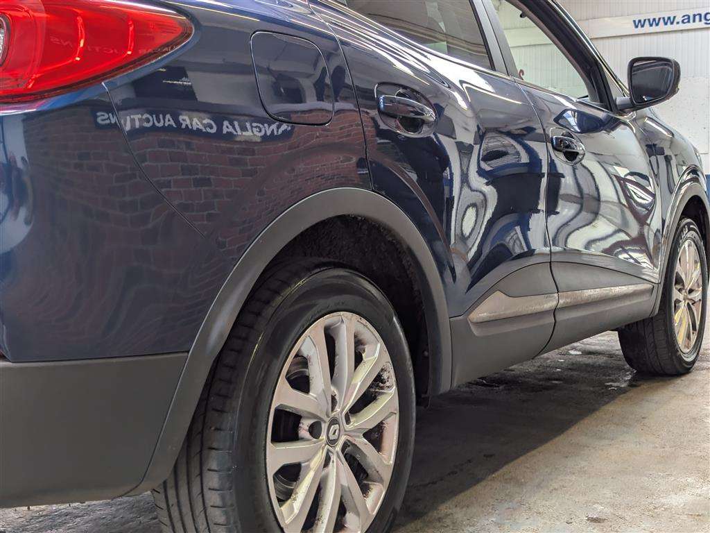 <p>2016 RENAULT KADJAR DYNAMIQUE NAV DCI</p>