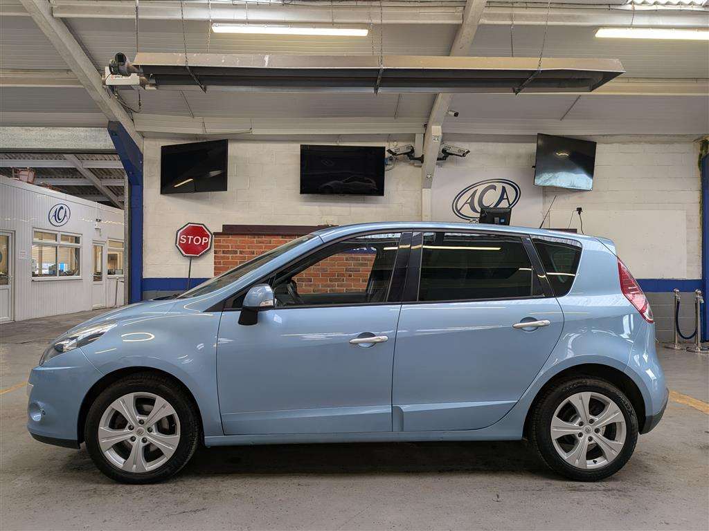 <p>2011 RENAULT SCENIC DYNAMIQUE TTOM VVT</p>
