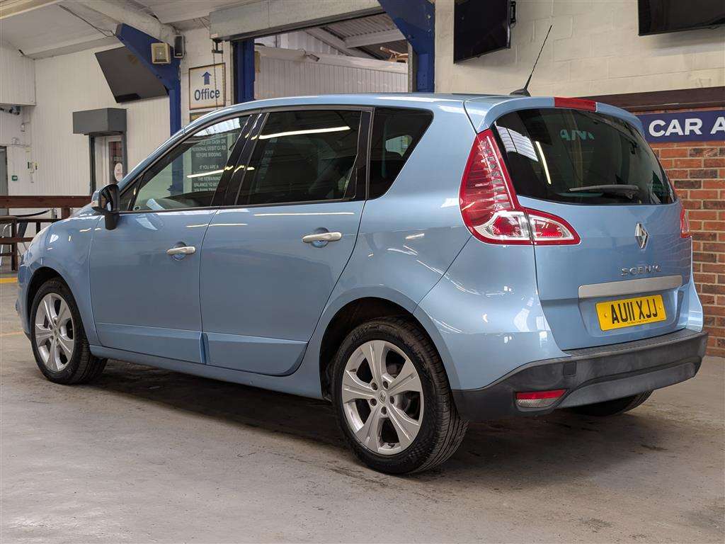 <p>2011 RENAULT SCENIC DYNAMIQUE TTOM VVT</p>