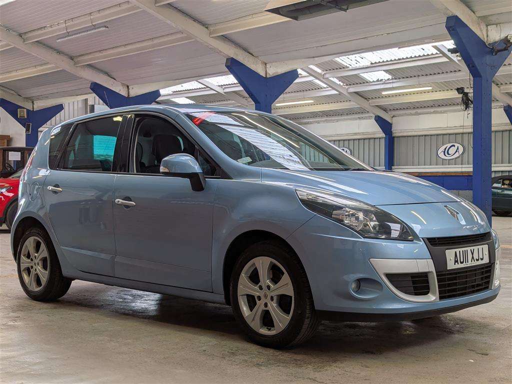 <p>2011 RENAULT SCENIC DYNAMIQUE TTOM VVT</p>