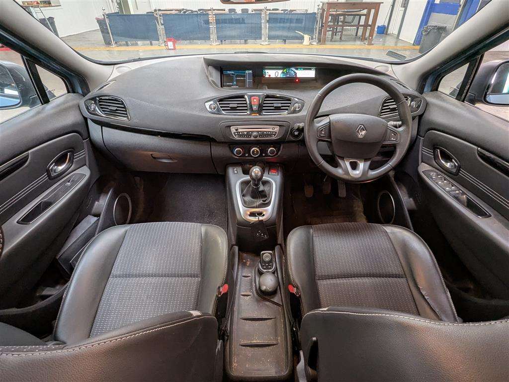 <p>2011 RENAULT SCENIC DYNAMIQUE TTOM VVT</p>