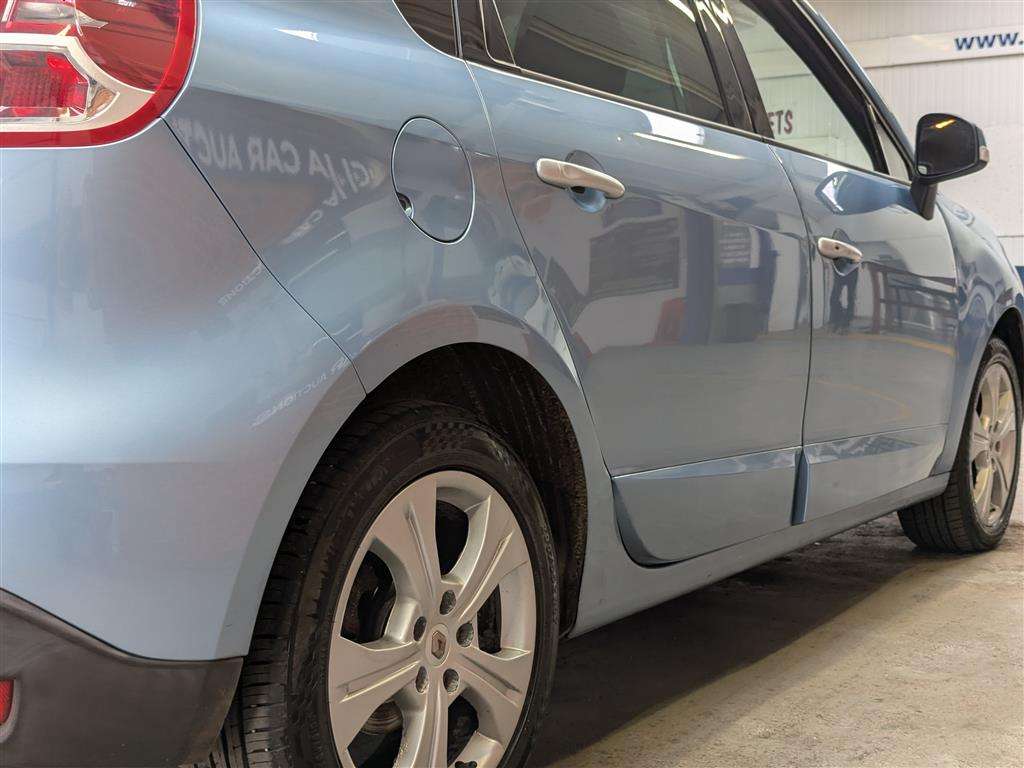 <p>2011 RENAULT SCENIC DYNAMIQUE TTOM VVT</p>