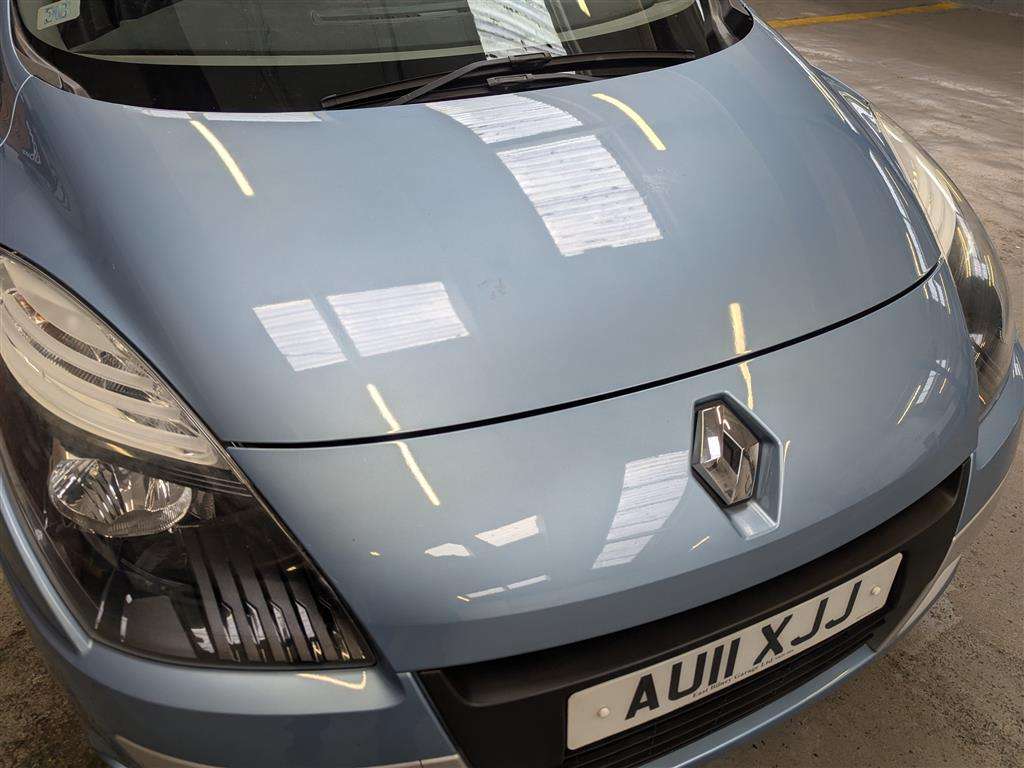 <p>2011 RENAULT SCENIC DYNAMIQUE TTOM VVT</p>