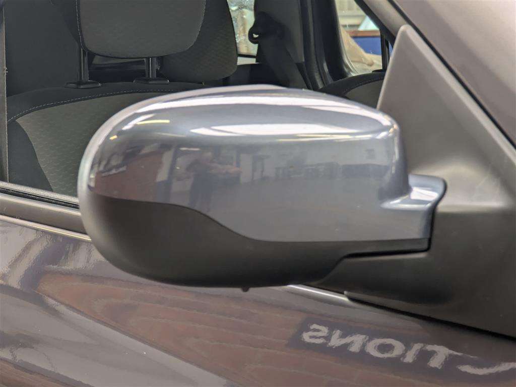 <p>2009 RENAULT CLIO EXPRESSION 16V</p>