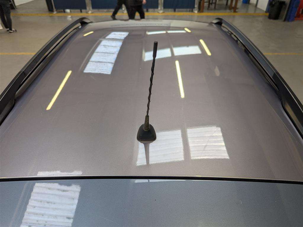 <p>2009 RENAULT CLIO EXPRESSION 16V</p>