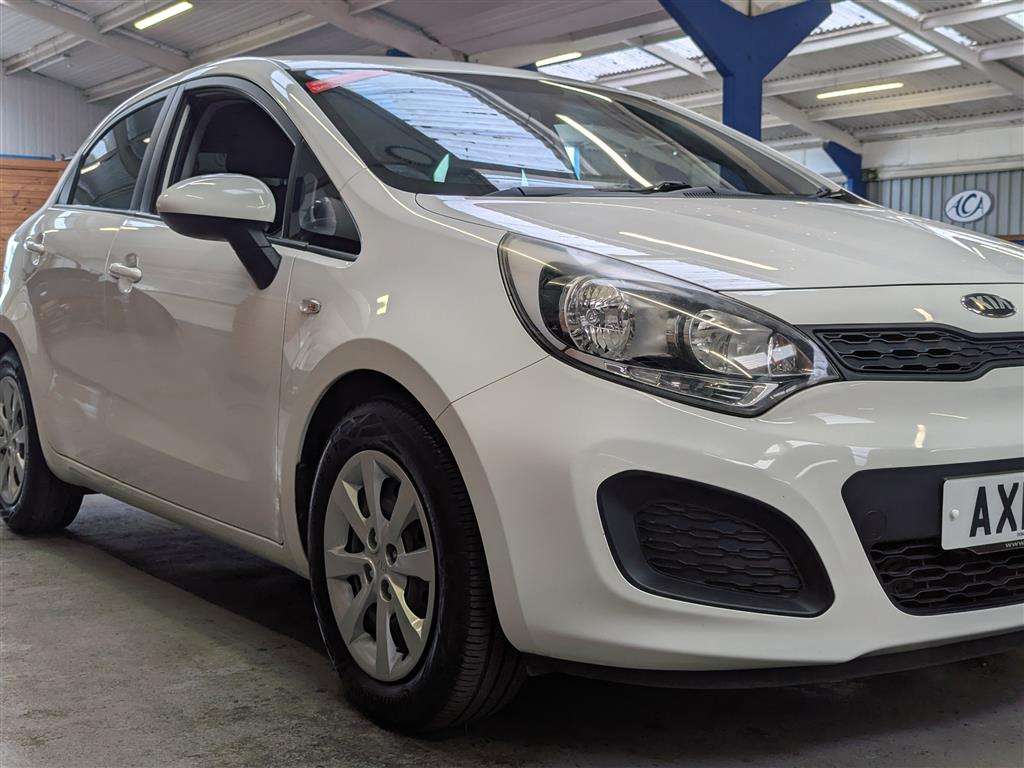 <p>2012 KIA RIO 1 AIR</p>