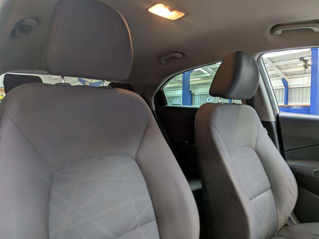 <p>2012 KIA RIO 1 AIR</p>