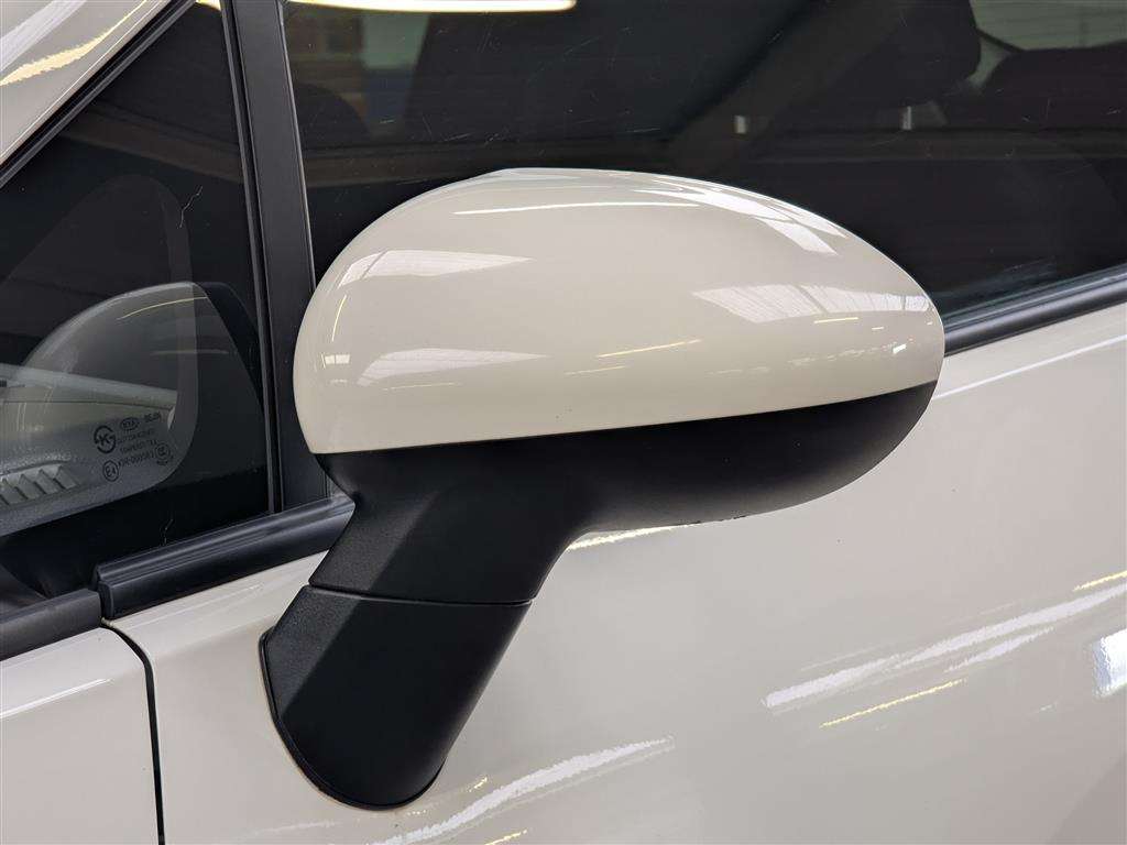 <p>2012 KIA RIO 1 AIR</p>