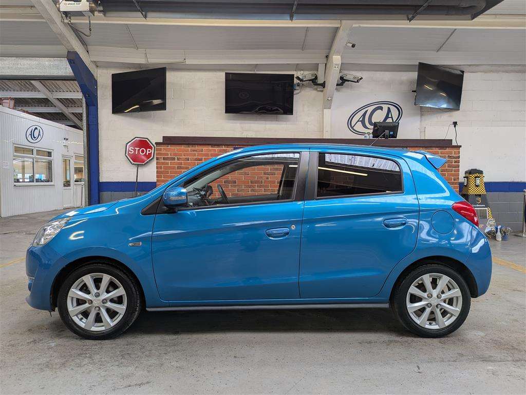 <p>2016 MITSUBISHI MIRAGE ATTIVO</p>