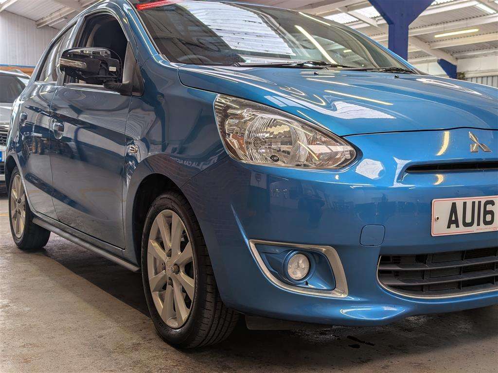 <p>2016 MITSUBISHI MIRAGE ATTIVO</p>