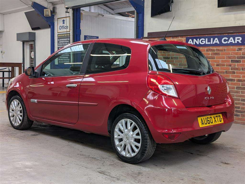 <p>2010 RENAULT CLIO DYNAMIQUE TCE</p>