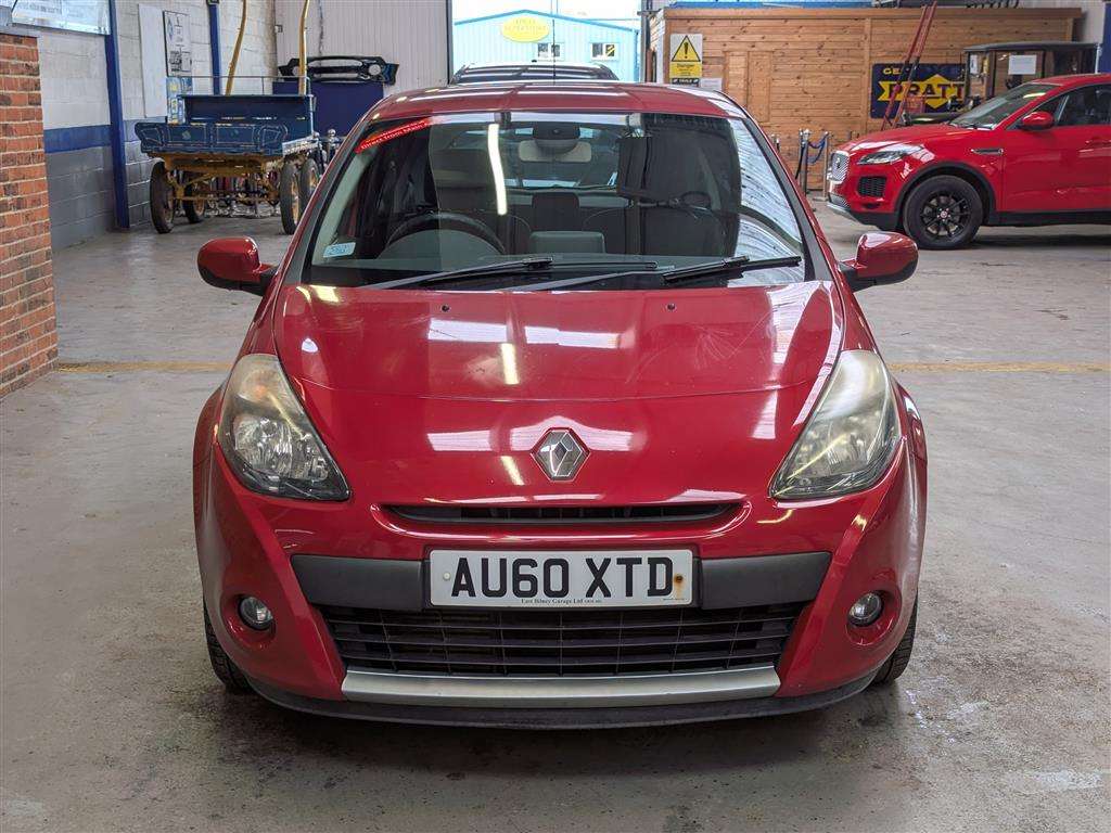 <p>2010 RENAULT CLIO DYNAMIQUE TCE</p>