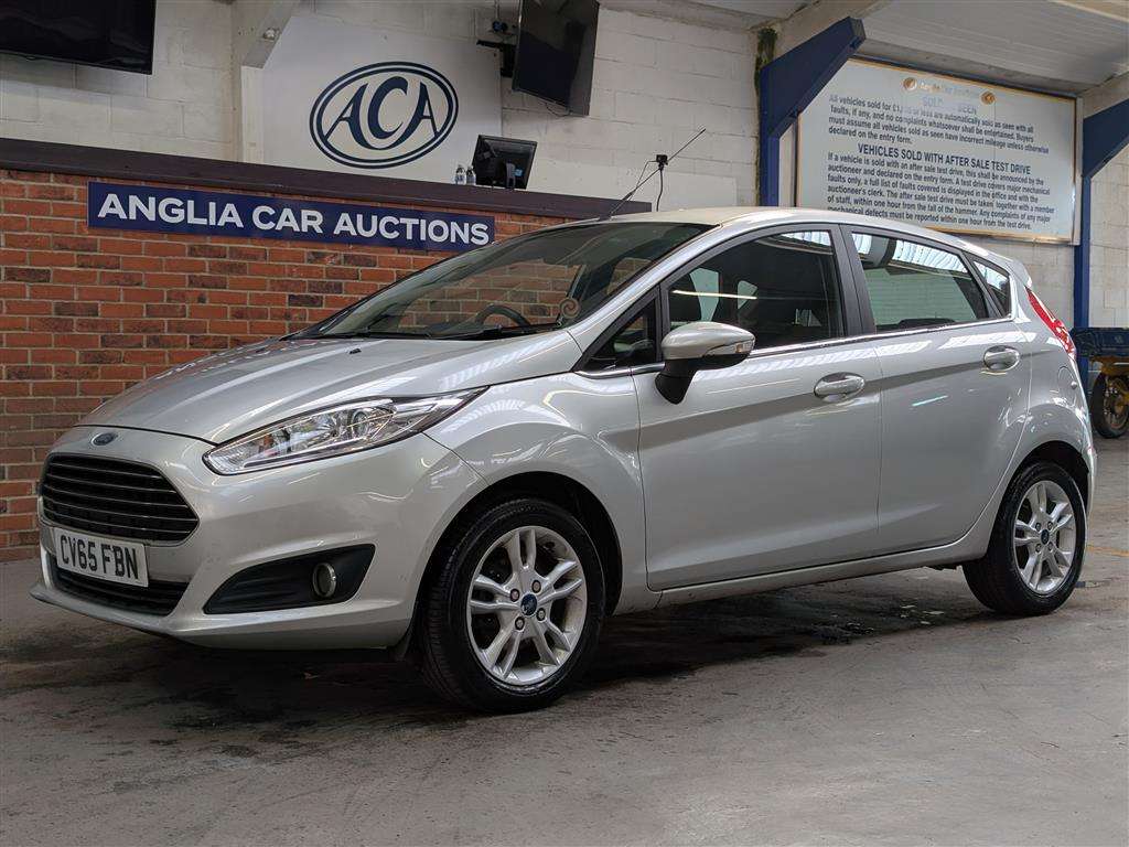 <p>2015 FORD FIESTA ZETEC</p>