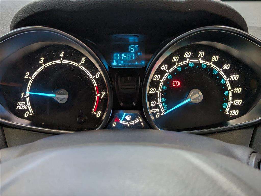 <p>2015 FORD FIESTA ZETEC</p>