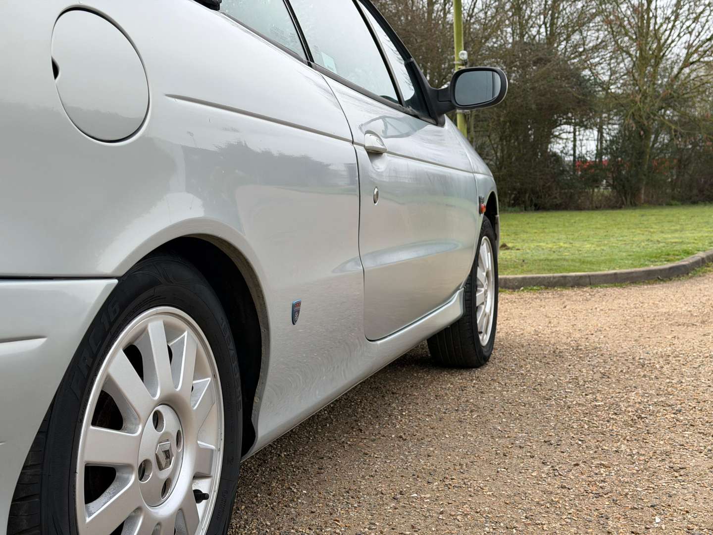 <p>2002 RENAULT MEGANE DYNAMIQUE+ CABRIO</p>