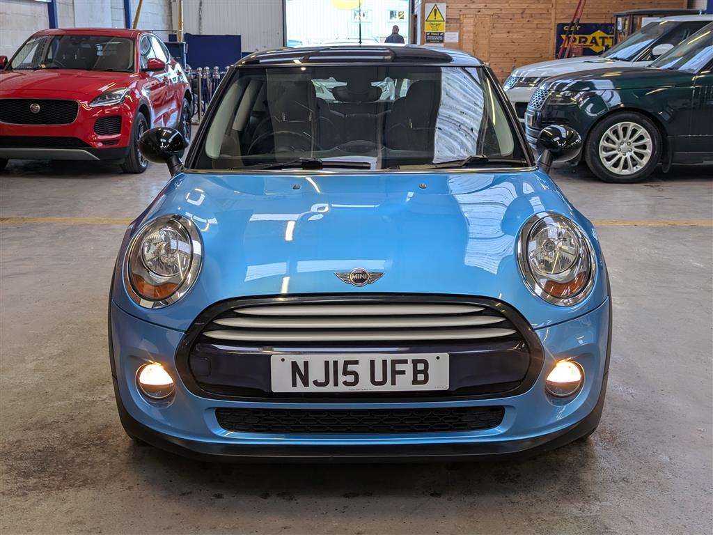 <p>2015 MINI COOPER</p>
