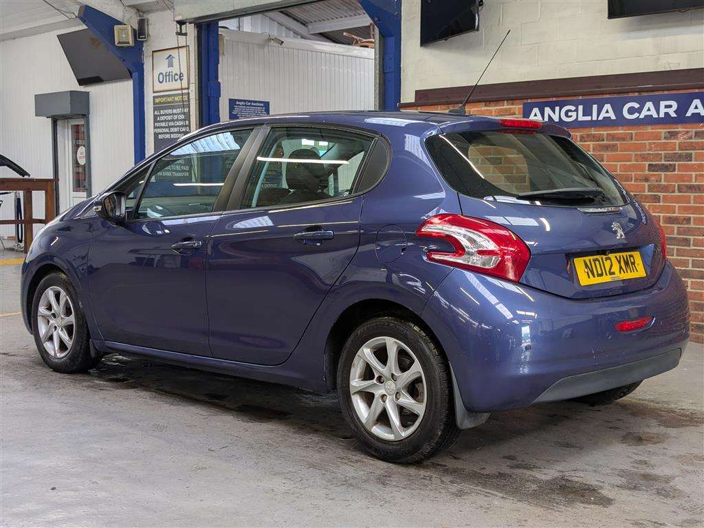 <p>2012 PEUGEOT 208 ACTIVE</p>