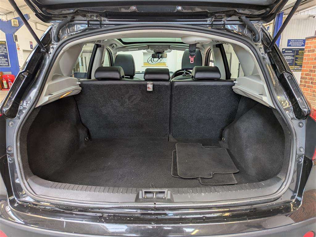 <p>2013 NISSAN QASHQAI 360 DCI</p>