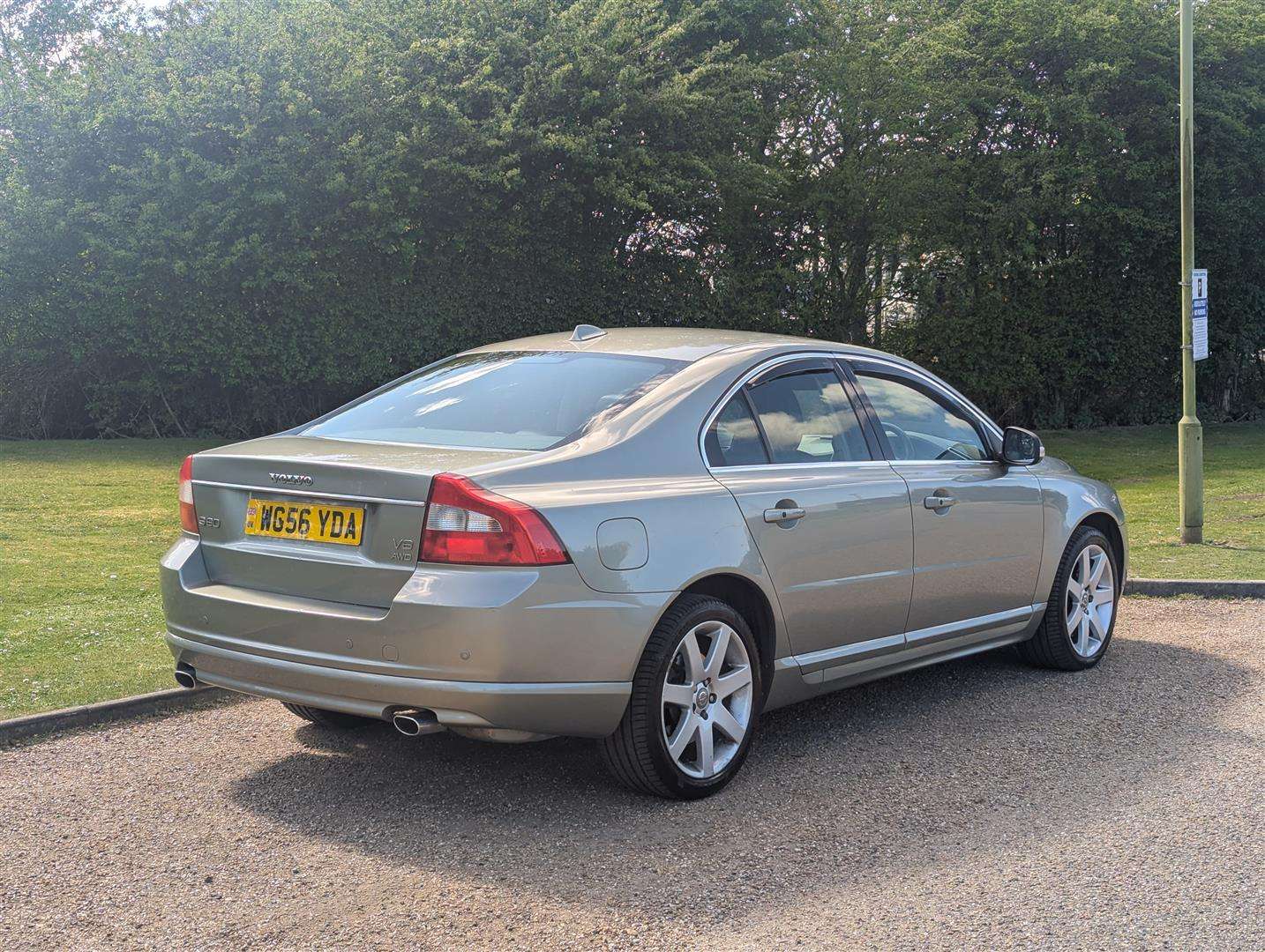 <p>2006 VOLVO S80 SE SPORT V8 A</p>