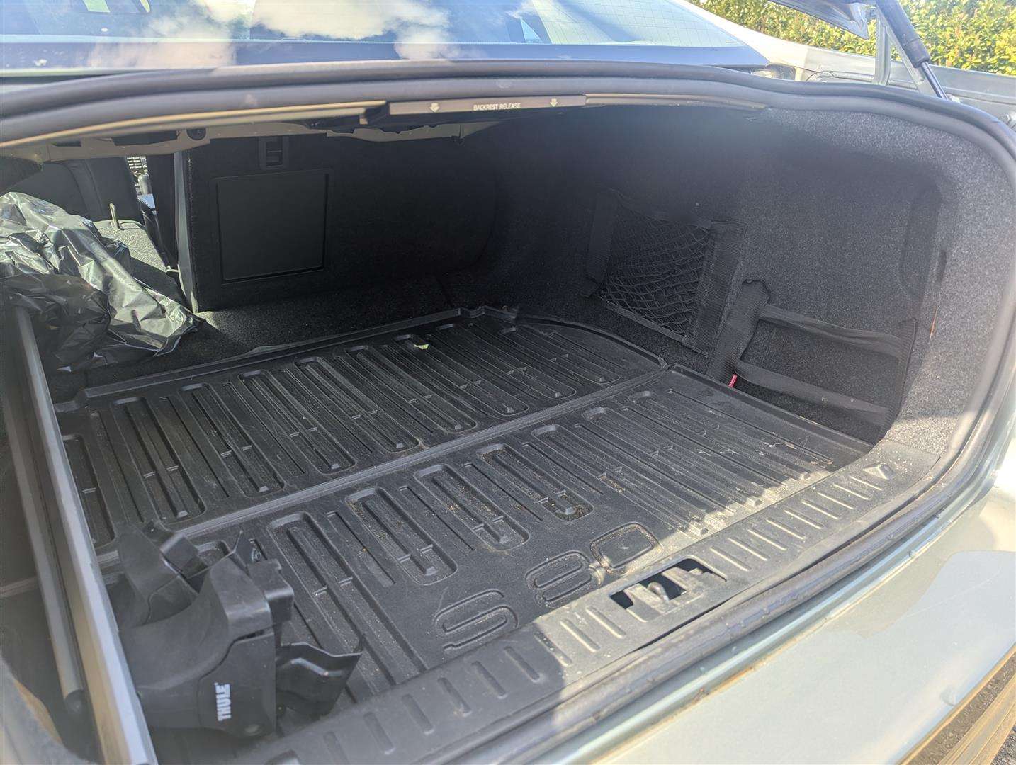 <p>2006 VOLVO S80 SE SPORT V8 A</p>