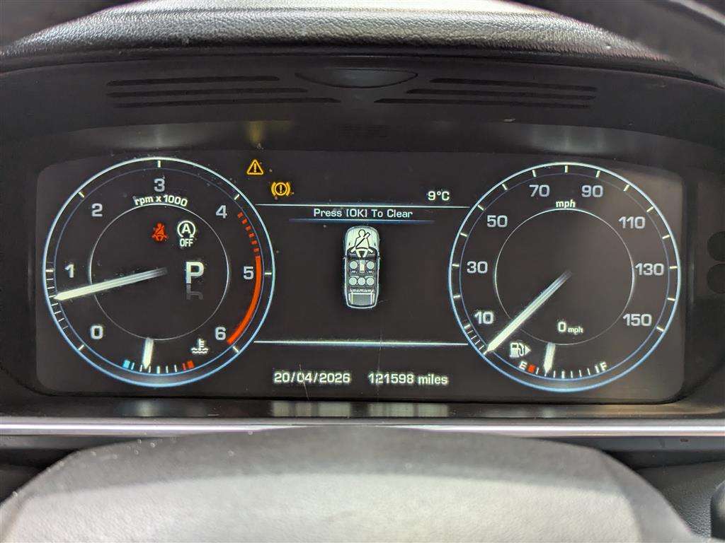 <p>2014 LAND ROVER RANGE ROVER SPORT SE TDV6</p>