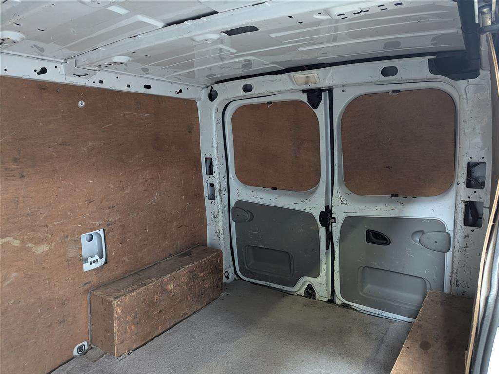 <p>2012 RENAULT TRAFIC SL29 DCI</p>